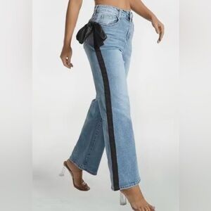 Elegant Blue Flare Jeans with Black Stripe  High waisted NWT